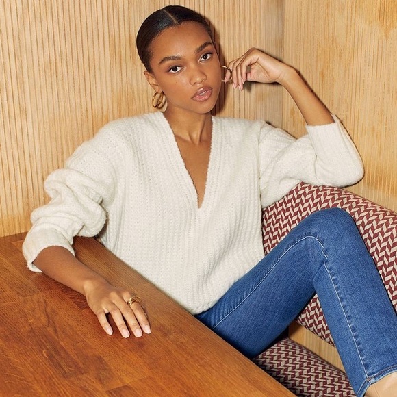 Aritzia Sweaters - Aritzia Erica sweater 🕊